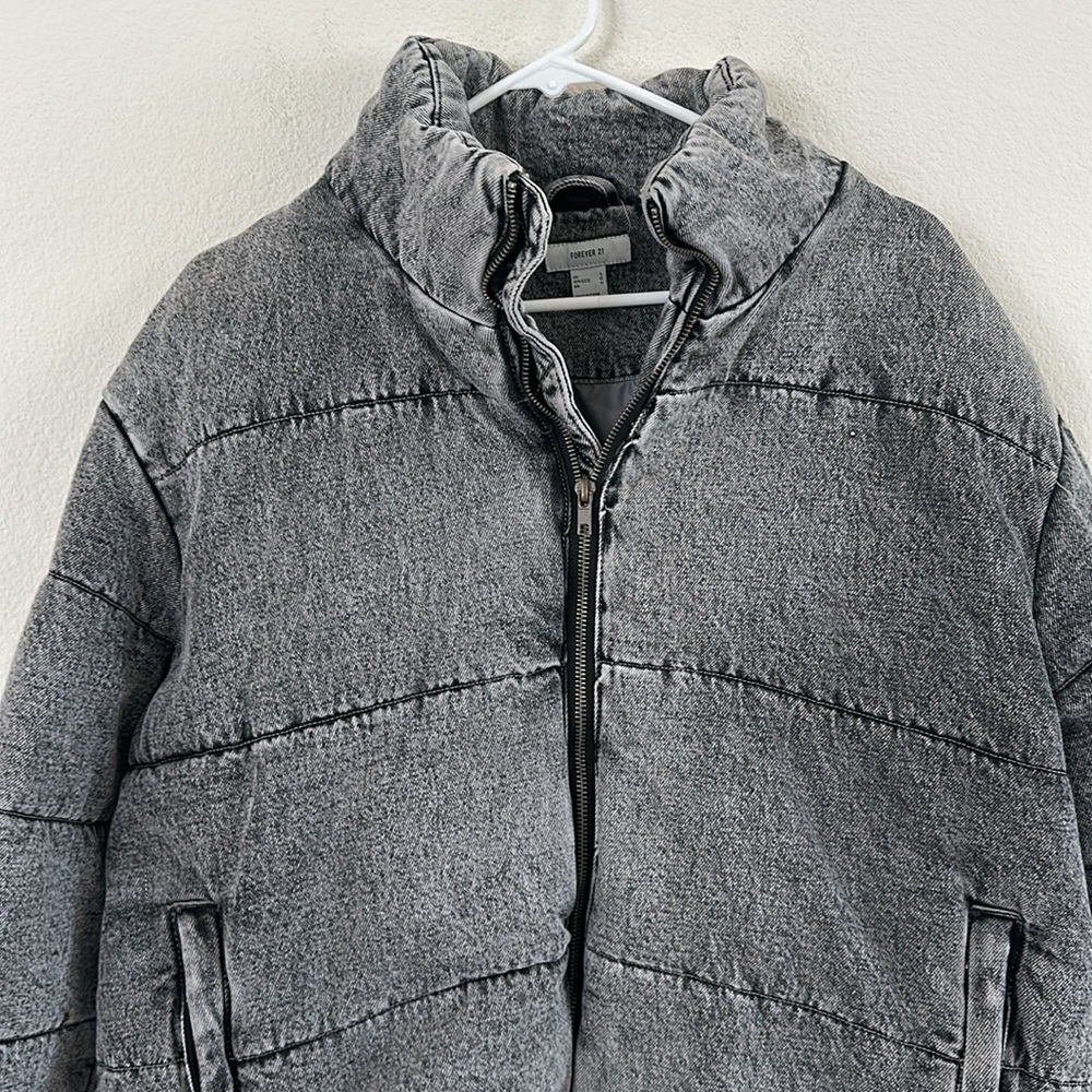 F21 Puffer Jacket - Picture 3 of 10
